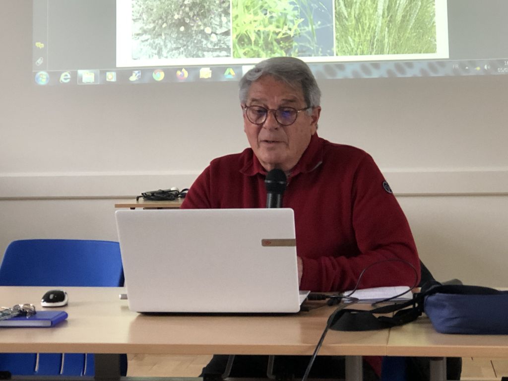 Michel Liétout a donné une autre perception des herbes folles de la campagne Gem